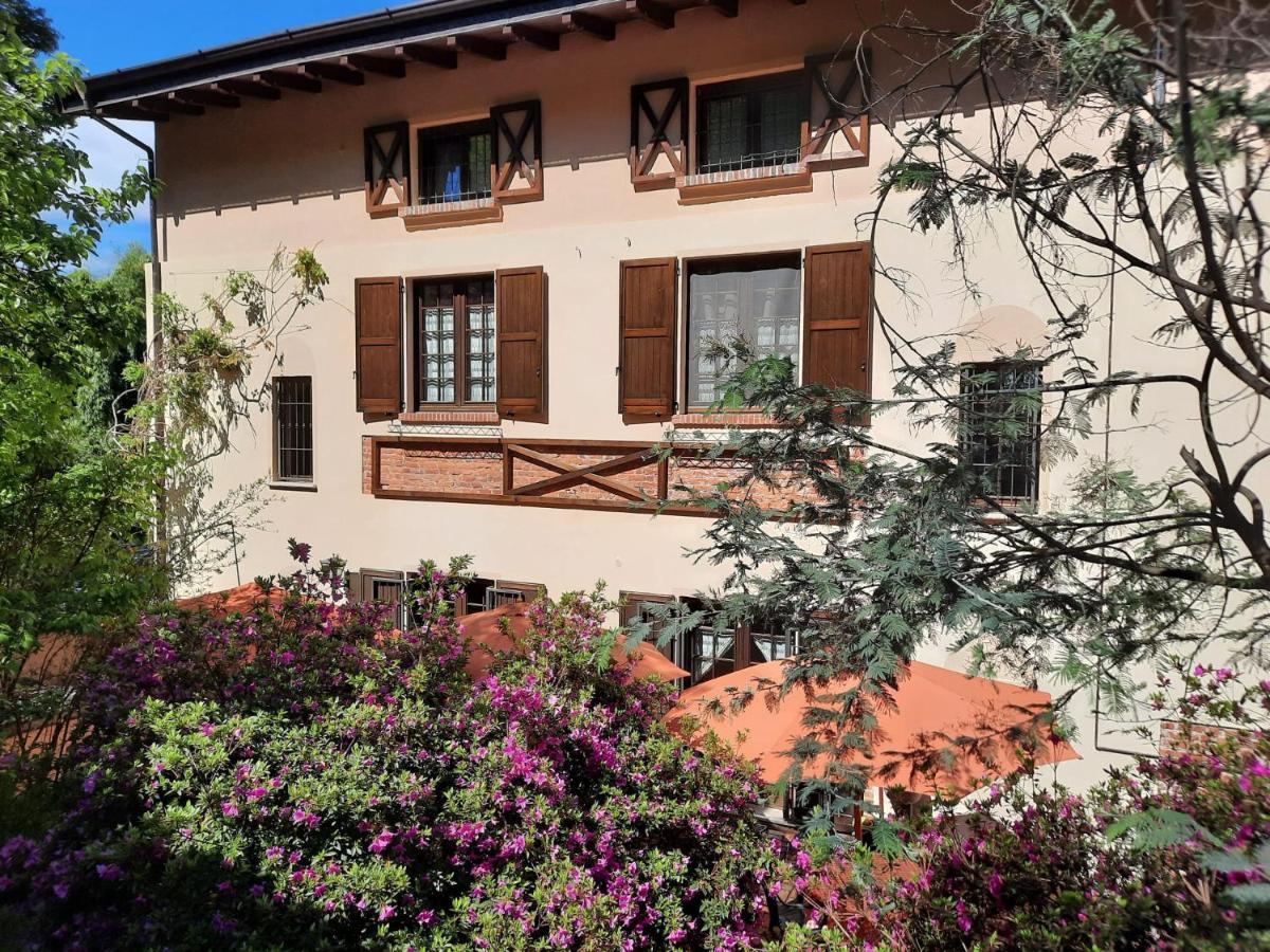 B&B Relais Cascina Al Campaccio Taino Екстериор снимка